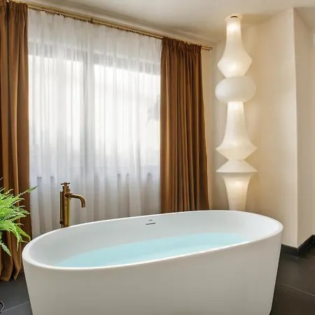 Daplace - Palazzo Serpe Near Colosseum Maison d'hôtes 4*