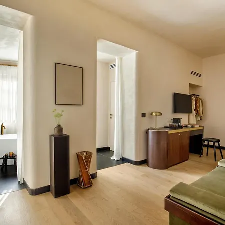 ゲストハウス Daplace - Palazzo Serpe Near Colosseum ローマ