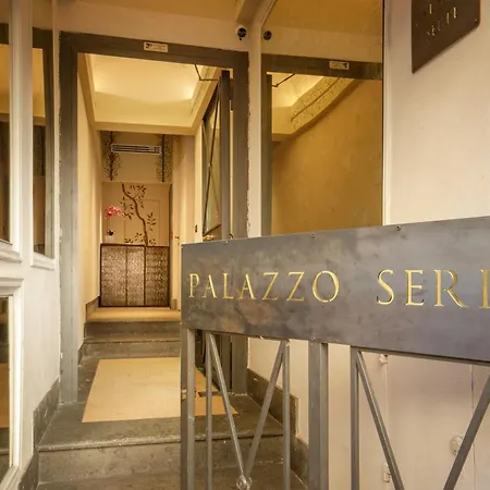 ゲストハウス Daplace - Palazzo Serpe Near Colosseum 4*