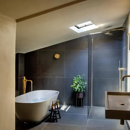 Daplace - Palazzo Serpe Near Colosseum ゲストハウス