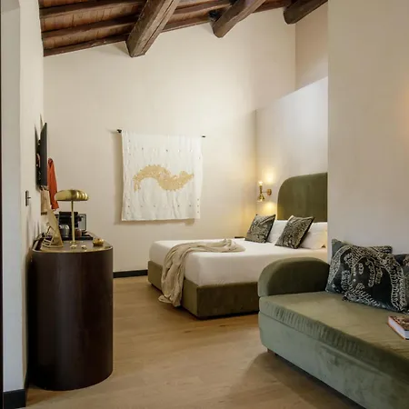 ゲストハウス Daplace - Palazzo Serpe Near Colosseum 4*